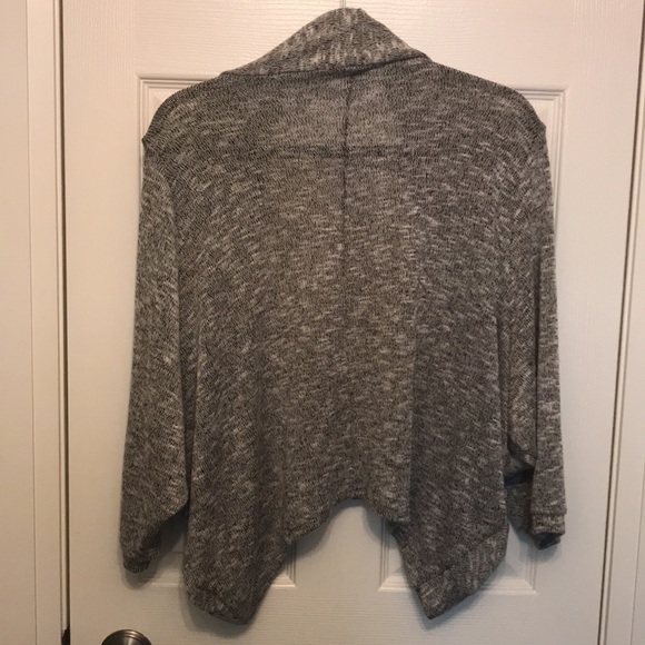3/$15 Charlotte Russe Cardigan - Picture 5 of 6